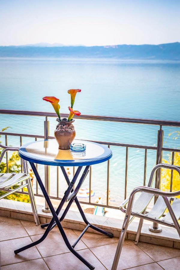 Villa Swiss Ohrid Exterior foto