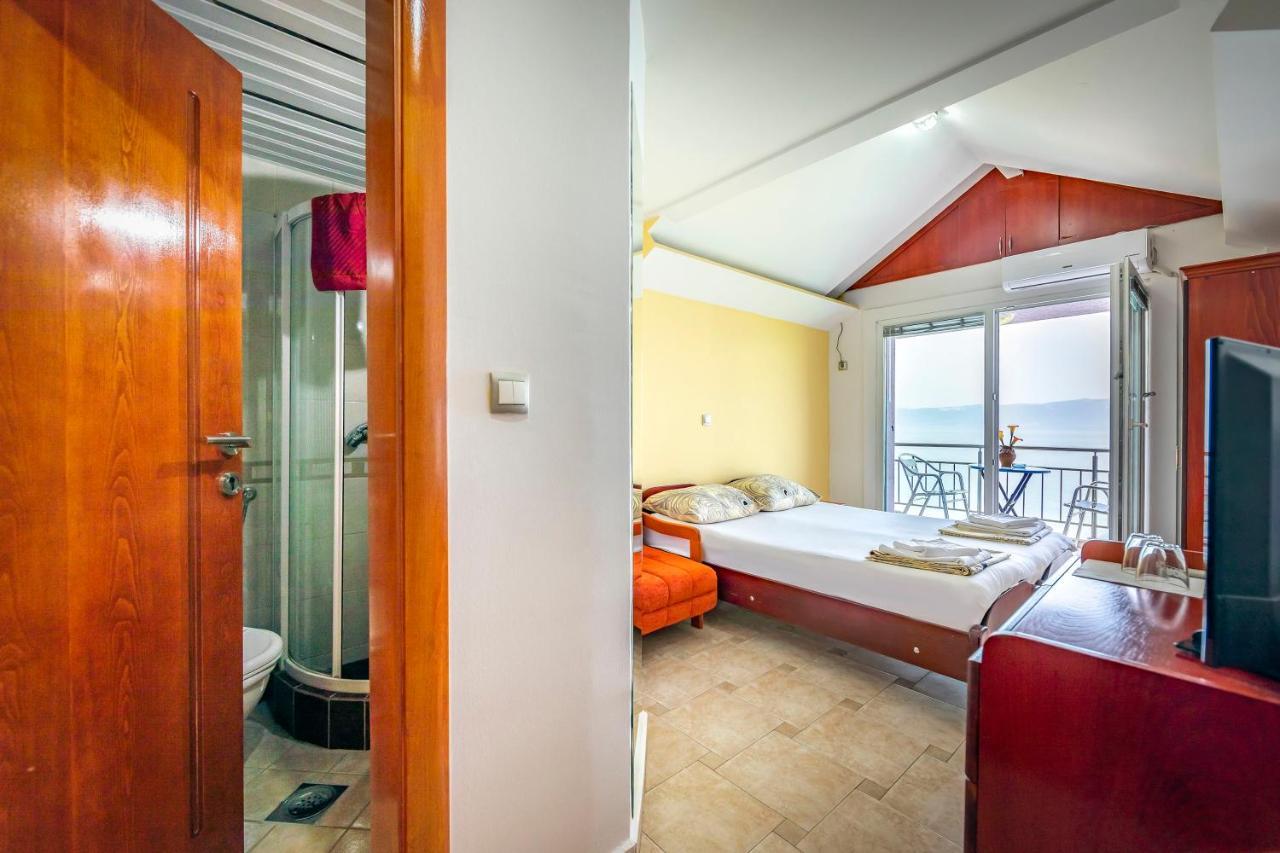 Villa Swiss Ohrid Exterior foto