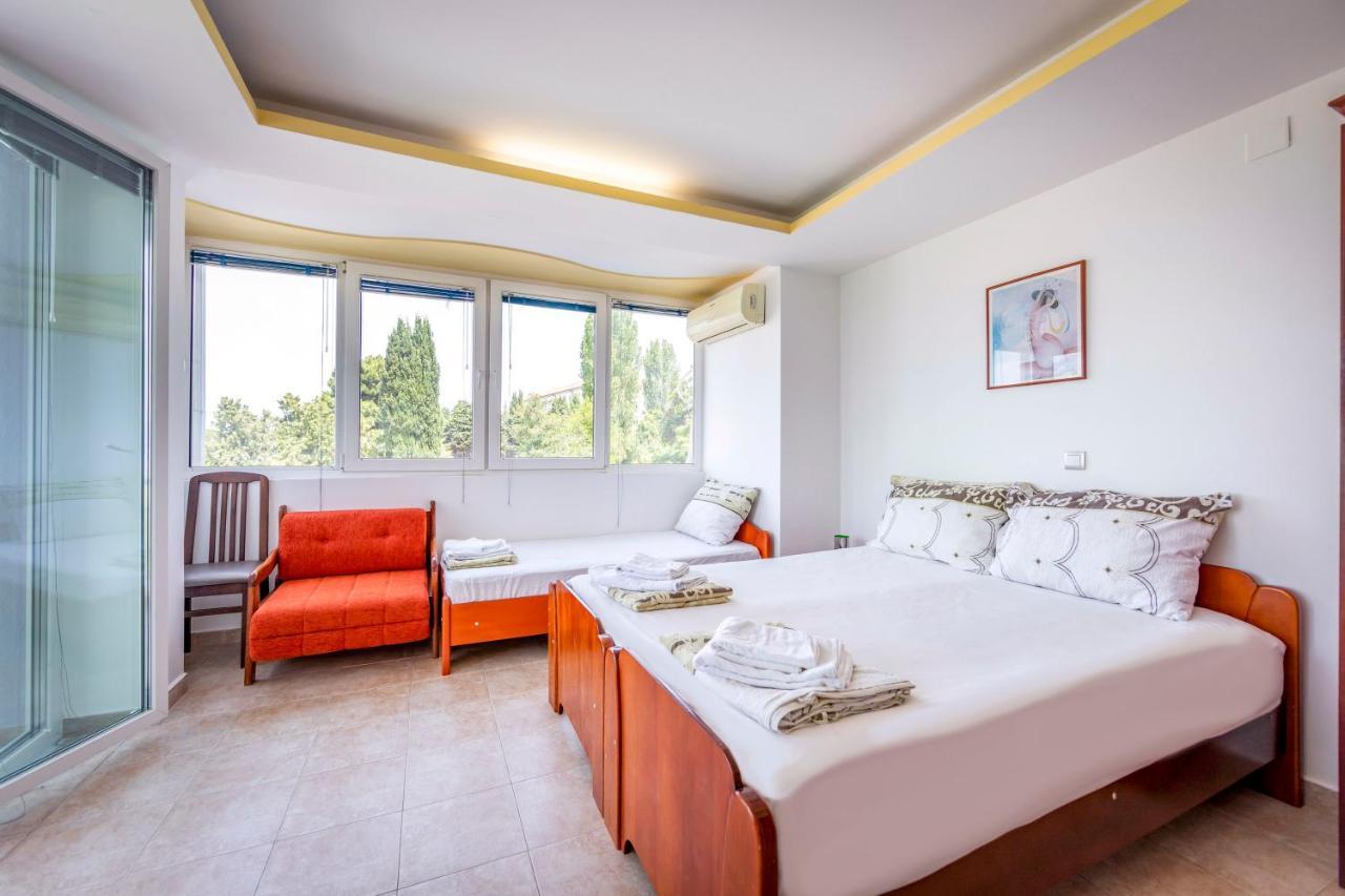 Villa Swiss Ohrid Exterior foto